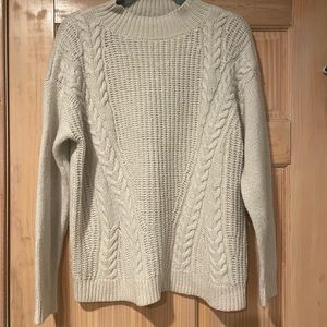 Simple Vera - Vera Wang Cozy White Sweater
